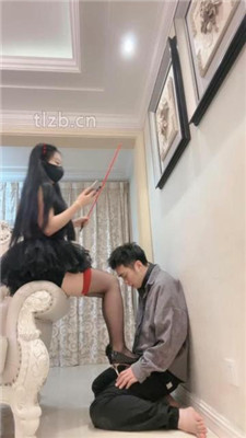 图片[6]-桃幼幼】狗链拴狗囚禁-跪舔黑丝高跟-奖励圣水-骑马塞嘴