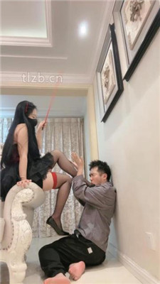 图片[8]-桃幼幼】狗链拴狗囚禁-跪舔黑丝高跟-奖励圣水-骑马塞嘴