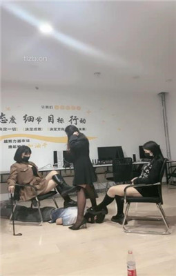 图片[14]-鱼糯糯】3S-脚底踩踏/轮流舔脏鞋/插嘴/踩狗爪