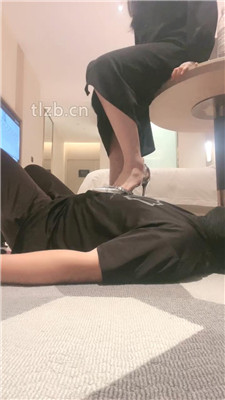 图片[4]-LL77】双S-高跟丝袜美腿踩虐双视角版】