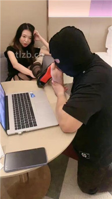 图片[6]-LL77】双S-高跟丝袜美腿踩虐双视角版】