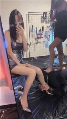 图片[11]-夏梦】双S-狗笼囚禁/舔高跟/骑马/脚喂酸奶双视角版】