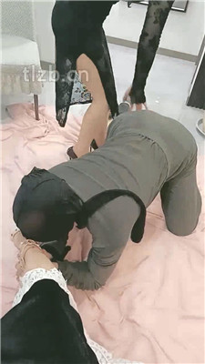 【琦琦】和闺蜜一起调贱奴_绳艺库视频下载