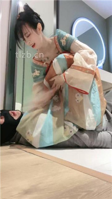 图片[11]-奶味小仙女】汉服小姐姐-脏鞋碾压踩/sp/耳光/白丝诱惑/骑马