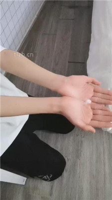 图片[13]-梦熙】垃圾桶套头/舔脏鞋/踩踏/衣架抽