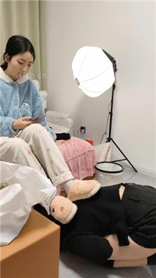 图片[5]-小雅老师】母畜-化妆师沦为出气筒双视角版】