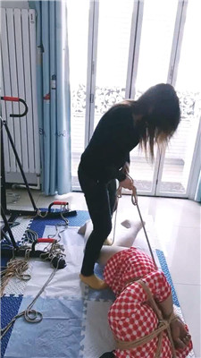 图片[10]-捌爷】五花大绑囚禁家奴