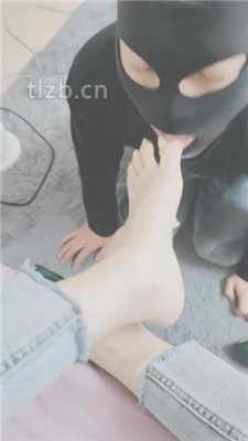 图片[5]-云儿】近距离品尝主人裸足