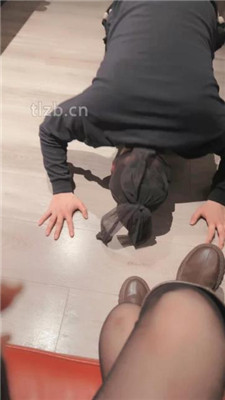 图片[11]-娜娜米】跪舔脏长靴/骑马/散鞭抽