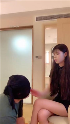 图片[3]-苏西】疯狂耳光教训狗奴