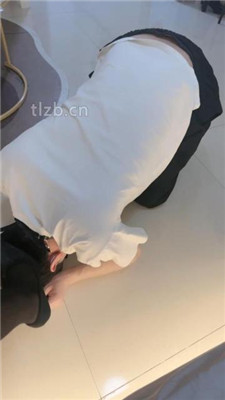 图片[12]-漫漫】姐妹花S虐-转胯狗爬/跪舔臭脚/踩踏/狂吸臭白袜