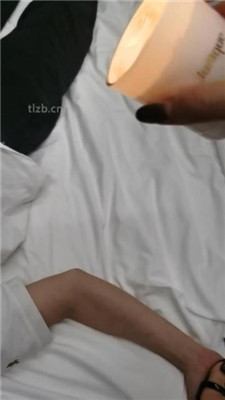 图片[9]-皮皮】鞭打/虐乳/滴蜡/品尝裸足/揪耳朵/sp