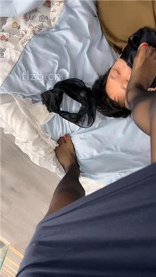 图片[11]-冰色】酸臭黑丝脚捂脸/内裤诱惑