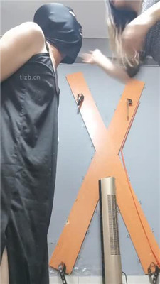 图片[14]-东营天香百合】高跟诱惑/胯下辱/人肉坐垫/喂口水