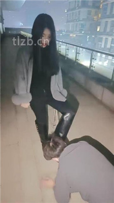 图片[3]-昭玥】深夜户外-牵狗链遛狗爬行-骑马转胯-踩踏