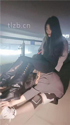 图片[6]-昭玥】深夜户外-牵狗链遛狗爬行-骑马转胯-踩踏