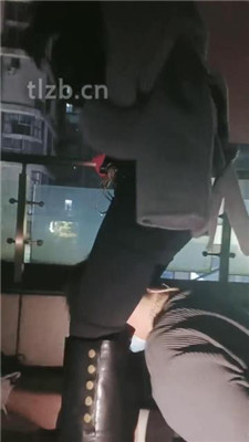 图片[7]-昭玥】深夜户外-牵狗链遛狗爬行-骑马转胯-踩踏