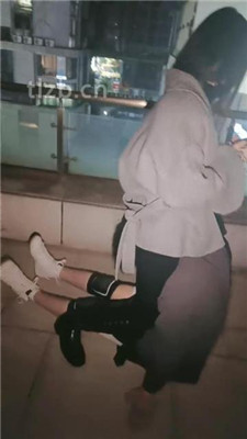 图片[10]-昭玥】深夜户外-牵狗链遛狗爬行-骑马转胯-踩踏