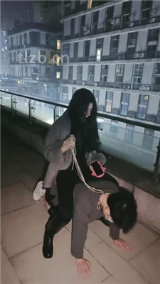 图片[12]-昭玥】深夜户外-牵狗链遛狗爬行-骑马转胯-踩踏