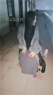 图片[11]-昭玥】深夜户外-牵狗链遛狗爬行-骑马转胯-踩踏