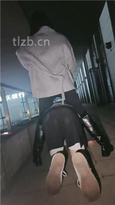 图片[18]-昭玥】深夜户外-牵狗链遛狗爬行-骑马转胯-踩踏