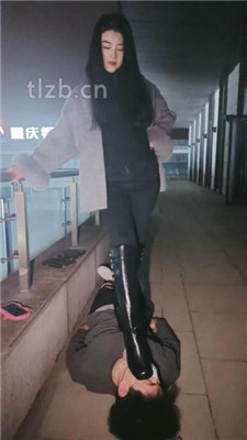 图片[19]-昭玥】深夜户外-牵狗链遛狗爬行-骑马转胯-踩踏