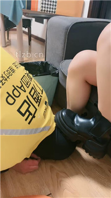 图片[3]-嘉一】外卖小哥迟到的下场