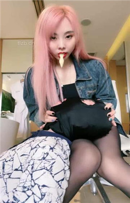 图片[4]-梦樱】社会小妹虐-耳光抽/喂口水/黑丝脚插嘴