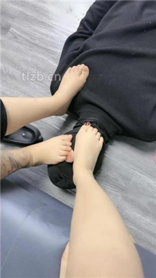 图片[5]-鱼糯糯】双S-近距离裸足恋足狂舔双视角版】