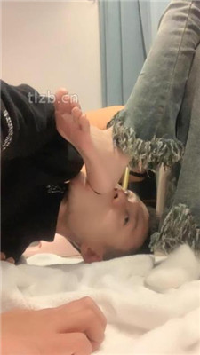 图片[7]-娩娩大魔王】绿帽前男友裸足狂舔下】