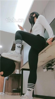 图片[2]-妮蔻】女神健身后-超臭鞋袜辱贱奴