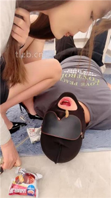 图片[20]-玥希希】长靴踩踏/舔脏鞋裸足/脚踩喂食