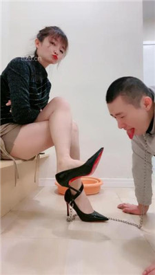 图片[11]-缘彼大大】圣水口水洗脚水盛宴-脚趾夹狗舌