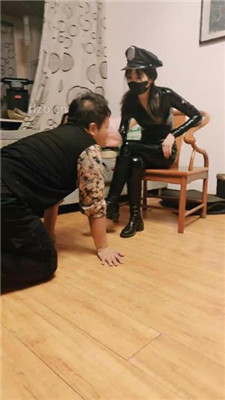 【诗琪】骨头口塞/长靴踩虐/鞭打腿绞【双视角版】_绳艺库视频下载