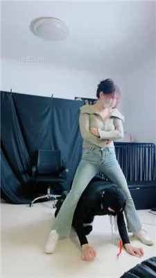 图片[2]-甜心教主】空军一号-白袜艺术虐双奴