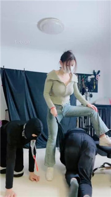 图片[3]-甜心教主】空军一号-白袜艺术虐双奴