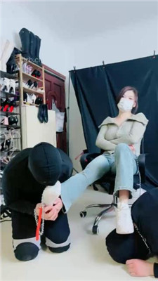 图片[13]-甜心教主】空军一号-白袜艺术虐双奴