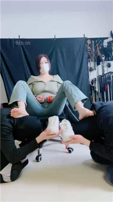 图片[15]-甜心教主】空军一号-白袜艺术虐双奴