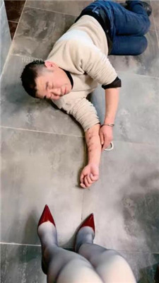 图片[8]-沅芷大人】重刑-高跟全体重踩狗爪