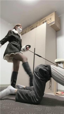 【樱子大人】长靴提档/骑马抽耳光/跪舔原味鞋袜jio_绳艺库视频下载