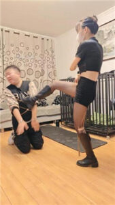 【诗琪】长靴踩踏/捆绑重度虐打/踢踹_绳艺库视频下载