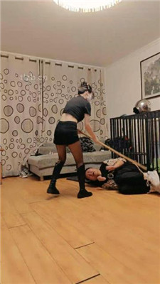 图片[18]-诗琪】长靴踩踏/捆绑重度虐打/踢踹