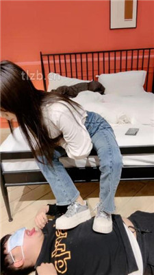 图片[3]-珂儿大小姐】全体重踩踏/提档/舔脏鞋底/闻鞋窝