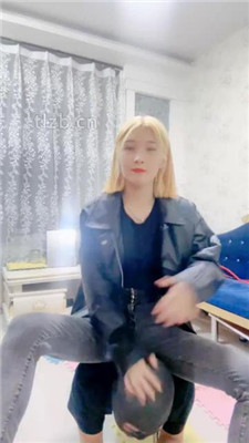 图片[16]-兔兔大大】骑马爬行/舔脏鞋底/鞭打/踩踏/闻臭脚