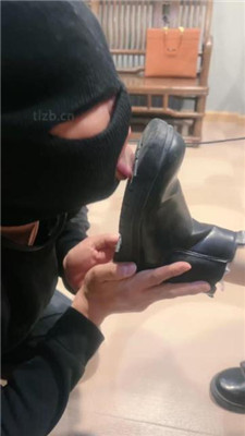 图片[8]-盖洛】双S-跪爬短靴踩/鞭打/骑马踩踏/清理白袜脏鞋底