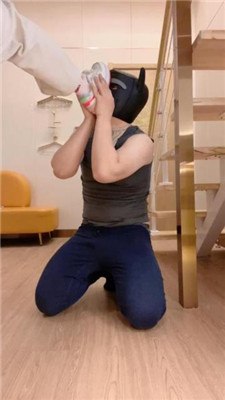 图片[16]-可可公主】运动鞋踩踏/骑马转胯/鞭打/狂吸臭白袜