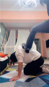 【不期而遇】重度sp/被打各种逃脱/磕头跪拜_绳艺库视频下载