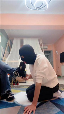 图片[4]-不期而遇】重度sp/被打各种逃脱/磕头跪拜