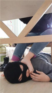 【樱樱】桌底视角_绳艺库视频下载