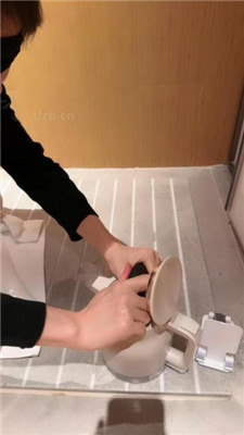 图片[15]-小x大王】高跟凉鞋踩狗/鞭打/掐脖窒息/脚插嘴